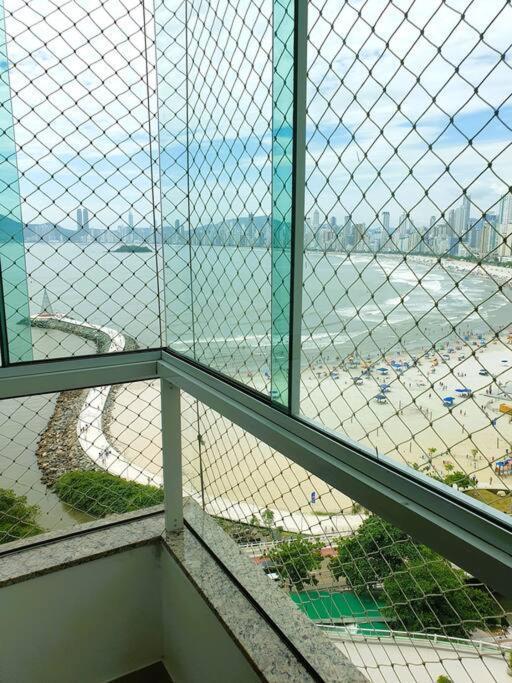 Piscina A Beira-Mar, Tranquilidade E Qualidade No Melhor De Bc Balneario Camboriu Exterior photo